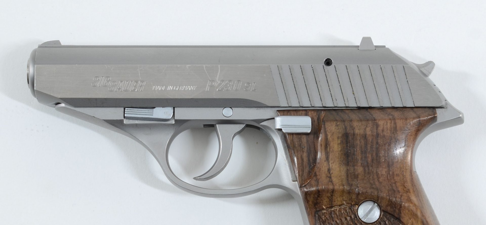 Sig Sauer P230 SL 9mm Kurz Pistol - Online Gun Auction