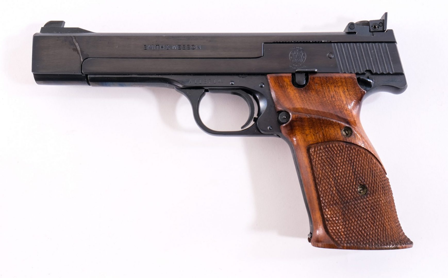 S&W 41 .22 LR Semi-Auto Pistol