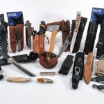 Huge Asst. of Knives (29pcs) Spyderco, Sog