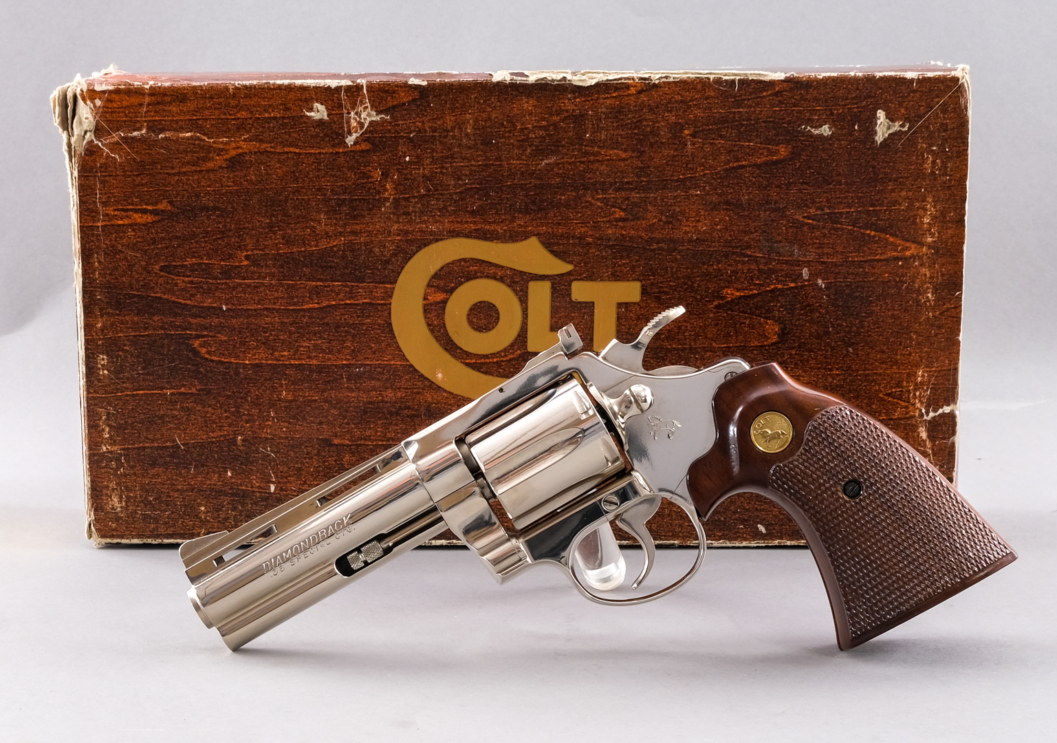 Colt-Diamondback-.38-Spl-4-